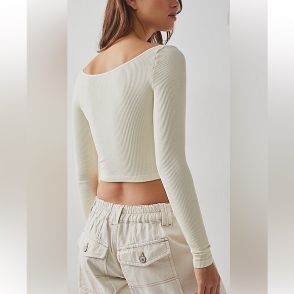 NWOT Free People Meg Seamless Ribbed Long Sleeve Cami in Ivory Sizes XS/S & M/L - Picture 3 of 10